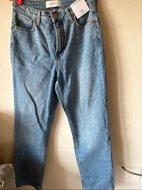 Fabletics women’s Light Wash straight Jeans - Blue